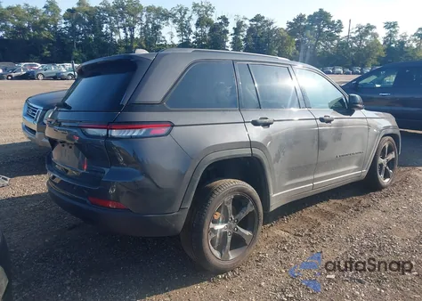 2024 Jeep Grand Cherokee Limited 4X4 z USA, uszkodzony, nr VIN 1C4RJHBG4RC195397